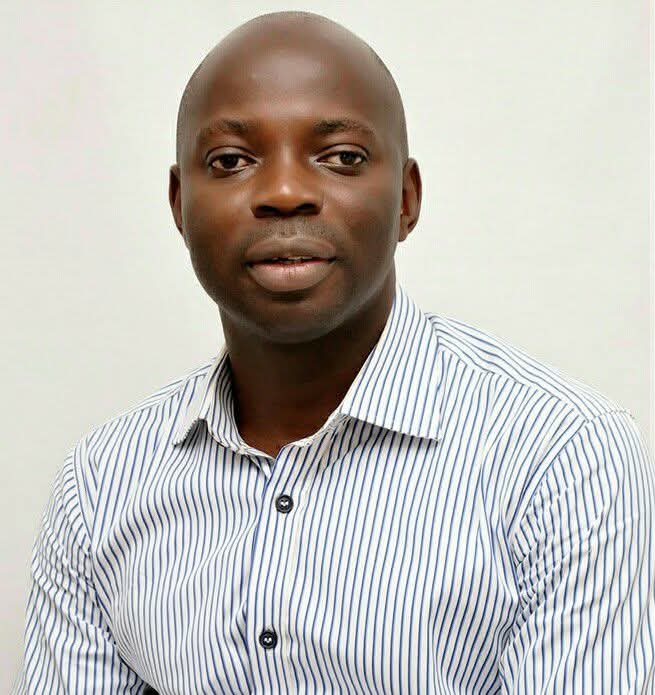 Dr Omojola Awogbemi